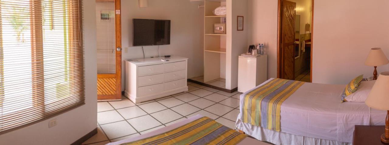 Punta Sal Suites & Bungalows Resort Canoas de Punta Sal Exterior foto