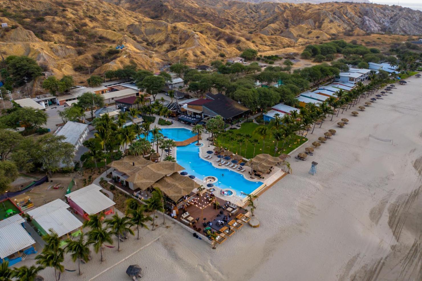 Punta Sal Suites & Bungalows Resort Canoas de Punta Sal Exterior foto