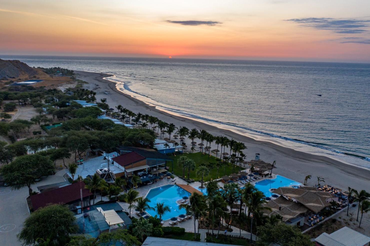 Punta Sal Suites & Bungalows Resort Canoas de Punta Sal Exterior foto