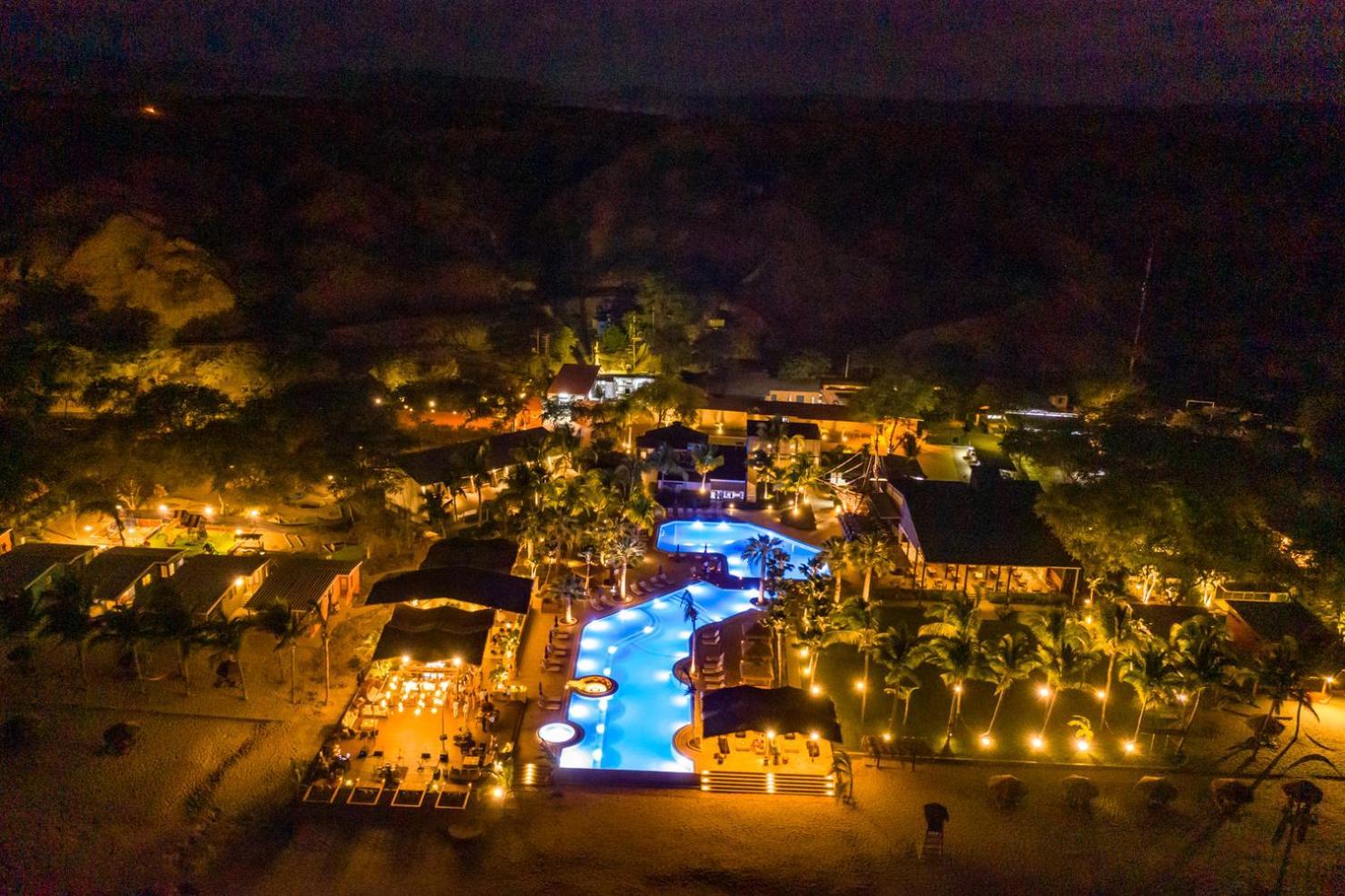 Punta Sal Suites & Bungalows Resort Canoas de Punta Sal Exterior foto
