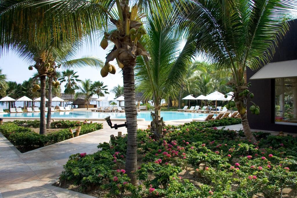 Punta Sal Suites & Bungalows Resort Canoas de Punta Sal Exterior foto