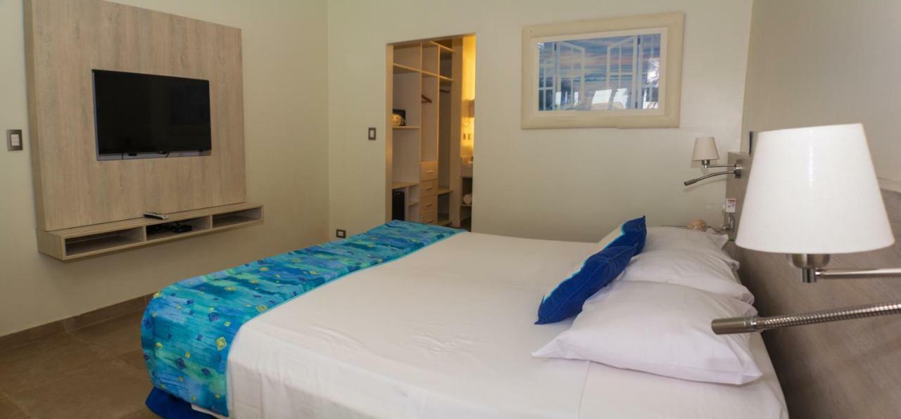 Punta Sal Suites & Bungalows Resort Canoas de Punta Sal Exterior foto